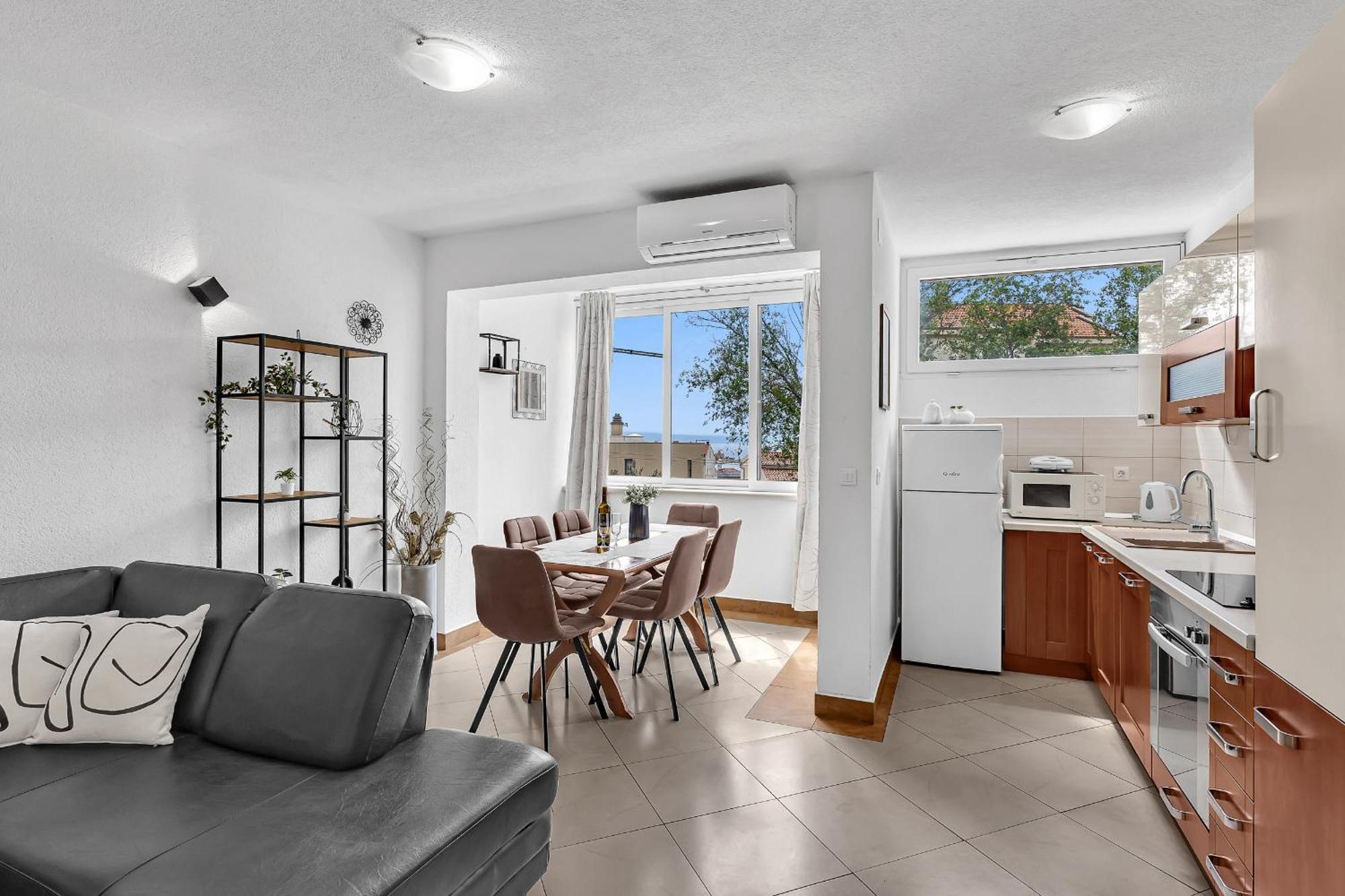 Apartment Lov&Mar With Parking Makarska Exterior photo
