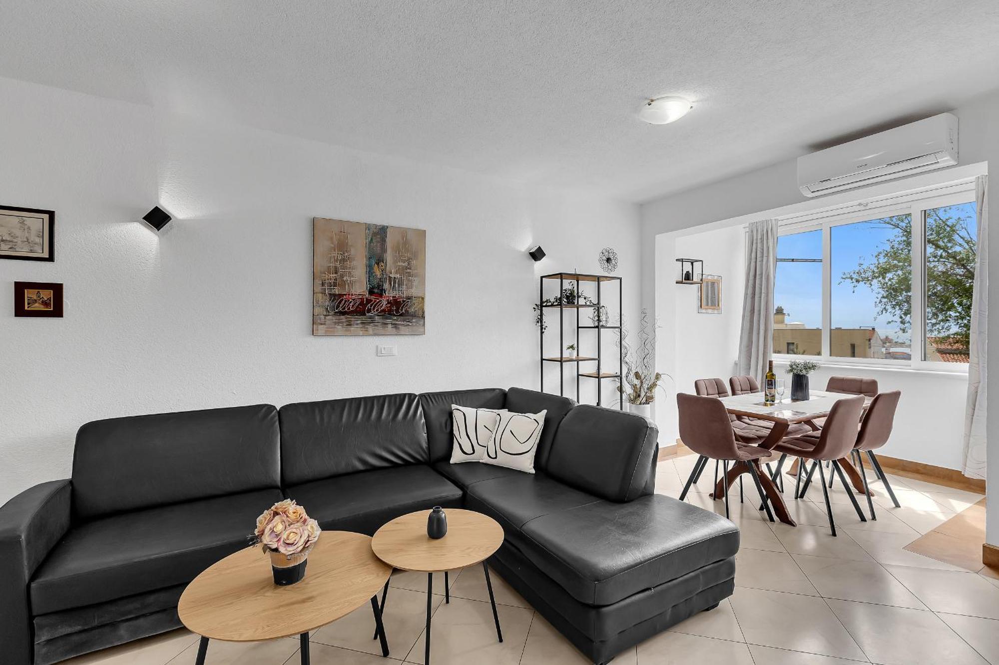 Apartment Lov&Mar With Parking Makarska Exterior photo